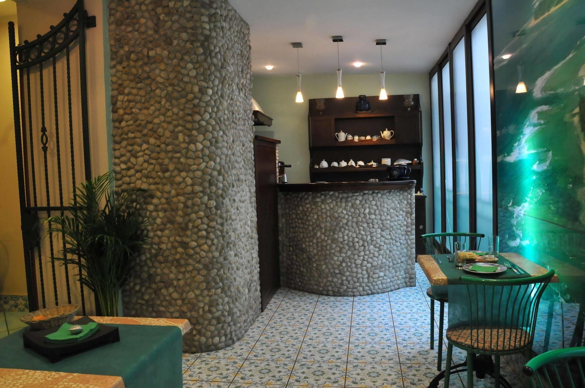 Hotel Potenza نابولي المظهر الخارجي الصورة